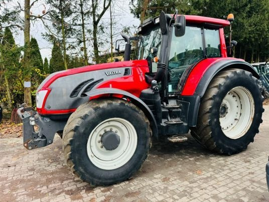 Valtra T213 - Farm tractor: picture 2 Valtra T213 - Farm tractor: picture 2