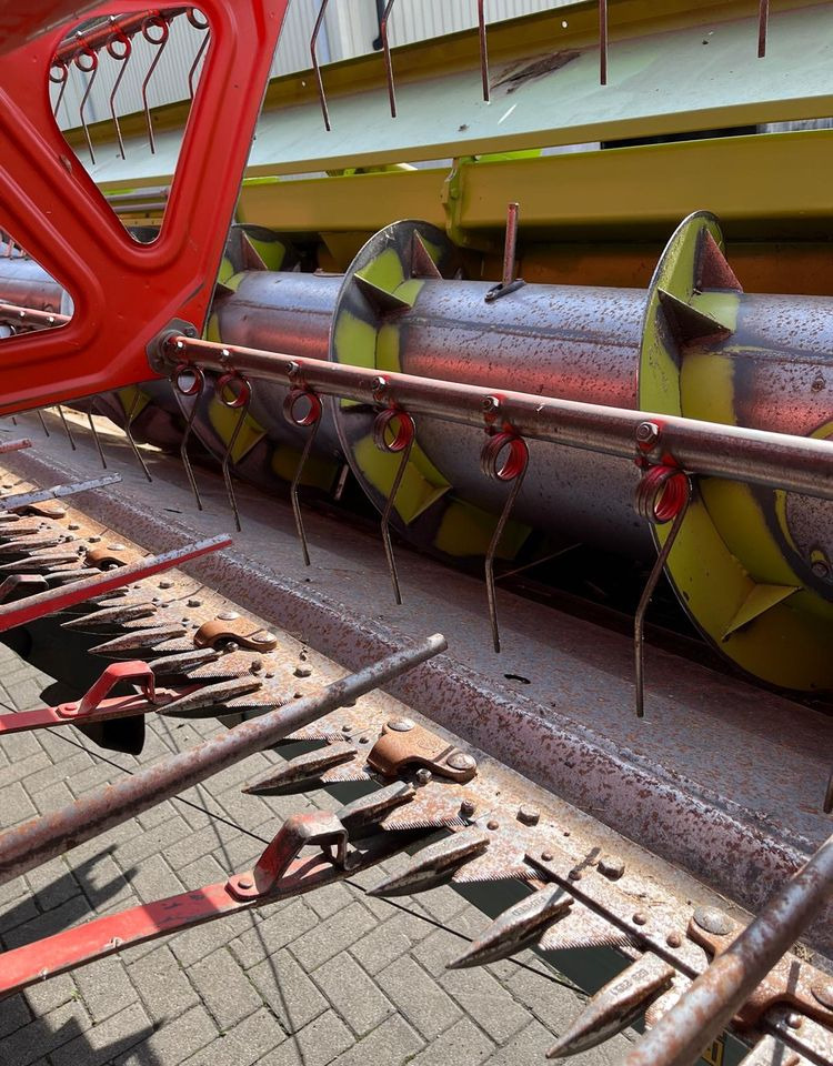 Claas Claas Vario 750 - Grain header: picture 2 Claas Claas Vario 750 - Grain header: picture 2