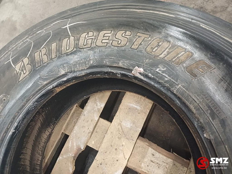 Bridgestone Occ vrachtwagenband Bridgestone 315/80R22.5 - Tire for Truck: picture 2 Bridgestone Occ vrachtwagenband Bridgestone 315/80R22.5 - Tire for Truck: picture 2