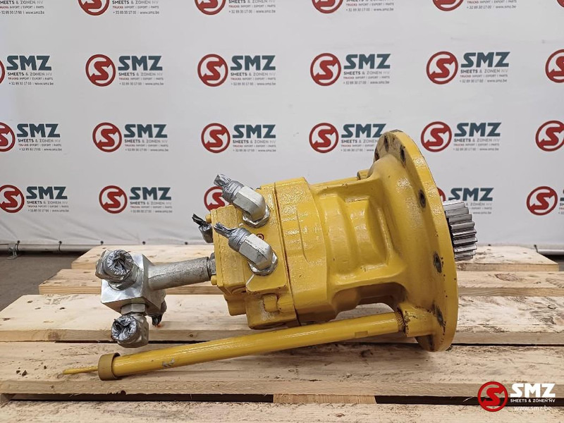 Caterpillar Hydraulic swing drive Caterpillar - Hydraulic motor for Material handling equipment: picture 2 Caterpillar Hydraulic swing drive Caterpillar - Hydraulic motor for Material handling equipment: picture 2