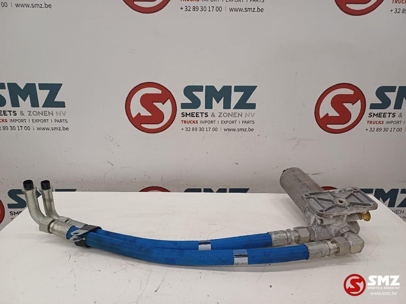 Caterpillar Oil filter + high temperature hose Caterpillar - Oil filter for Material handling equipment: picture 2 Caterpillar Oil filter + high temperature hose Caterpillar - Oil filter for Material handling equipment: picture 2