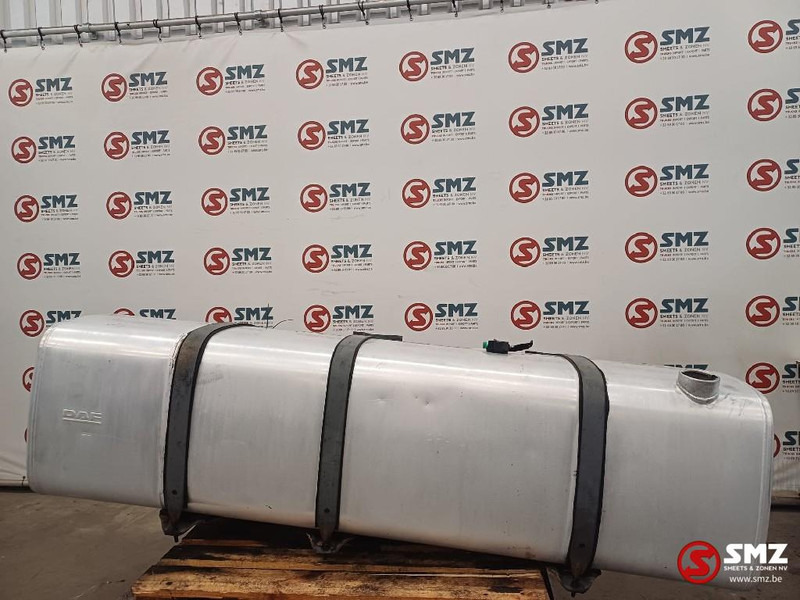 DAF Occ brandstoftank met steunen 850L DAF - Fuel tank for Truck: picture 1 DAF Occ brandstoftank met steunen 850L DAF - Fuel tank for Truck: picture 1