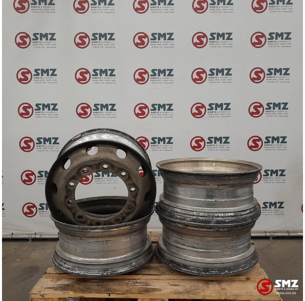 Diversen Occ set van 4 velgen 22,5 x 9,00 Alcoa - Rim for Truck: picture 1 Diversen Occ set van 4 velgen 22,5 x 9,00 Alcoa - Rim for Truck: picture 1