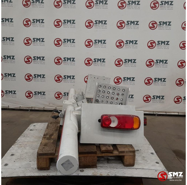 Iveco Occ achterbumper Iveco - Frame/ Chassis for Truck: picture 3 Iveco Occ achterbumper Iveco - Frame/ Chassis for Truck: picture 3