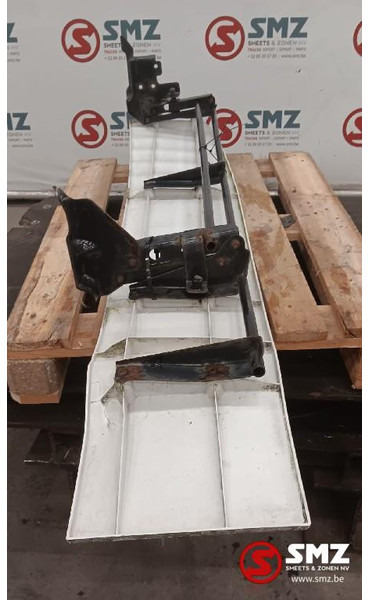 MAN Occ cabinespoiler rechts MAN - Aerodynamics/ Spoiler for Truck: picture 3 MAN Occ cabinespoiler rechts MAN - Aerodynamics/ Spoiler for Truck: picture 3