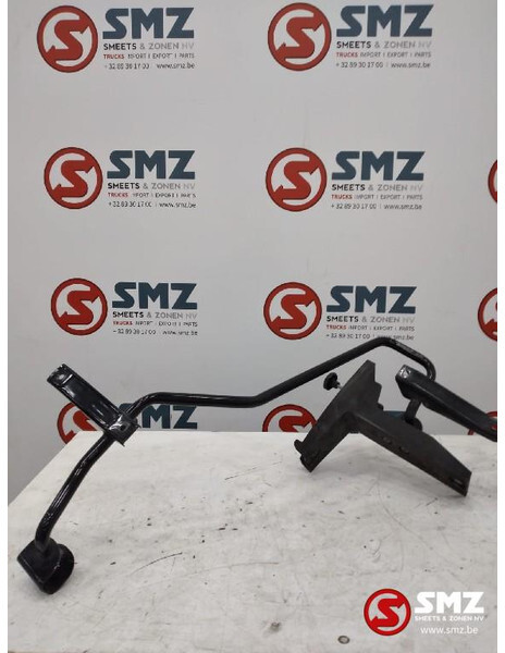 MAN Occ cabinespoilersteunen links+rechts MAN - Aerodynamics/ Spoiler for Truck: picture 3 MAN Occ cabinespoilersteunen links+rechts MAN - Aerodynamics/ Spoiler for Truck: picture 3