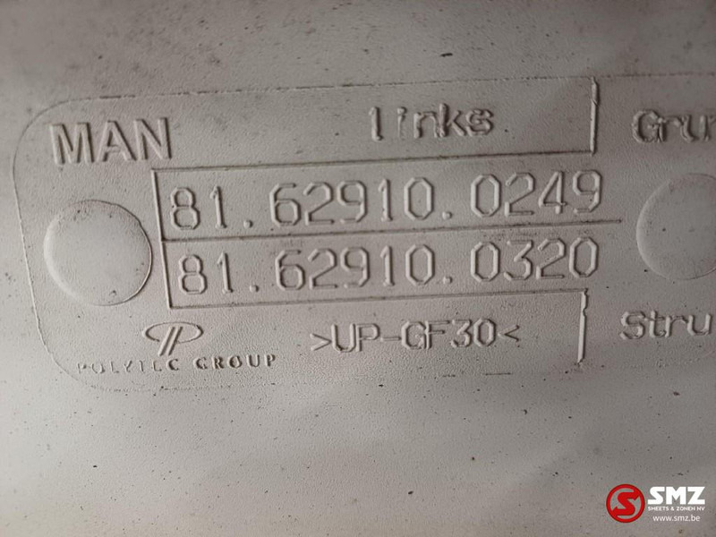 MAN Occ dakspoiler + cabinebovenspoilers L/R MAN - Aerodynamics/ Spoiler for Truck: picture 4 MAN Occ dakspoiler + cabinebovenspoilers L/R MAN - Aerodynamics/ Spoiler for Truck: picture 4