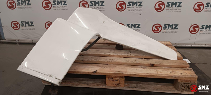 MAN Occ set cabinehoekspoilers L/R MAN - Aerodynamics/ Spoiler for Truck: picture 1 MAN Occ set cabinehoekspoilers L/R MAN - Aerodynamics/ Spoiler for Truck: picture 1