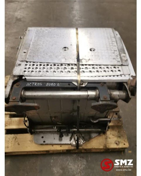 Mercedes-Benz Occ Catalysator actros MP2/3 euro 4/5 - Catalytic converter for Truck: picture 3 Mercedes-Benz Occ Catalysator actros MP2/3 euro 4/5 - Catalytic converter for Truck: picture 3