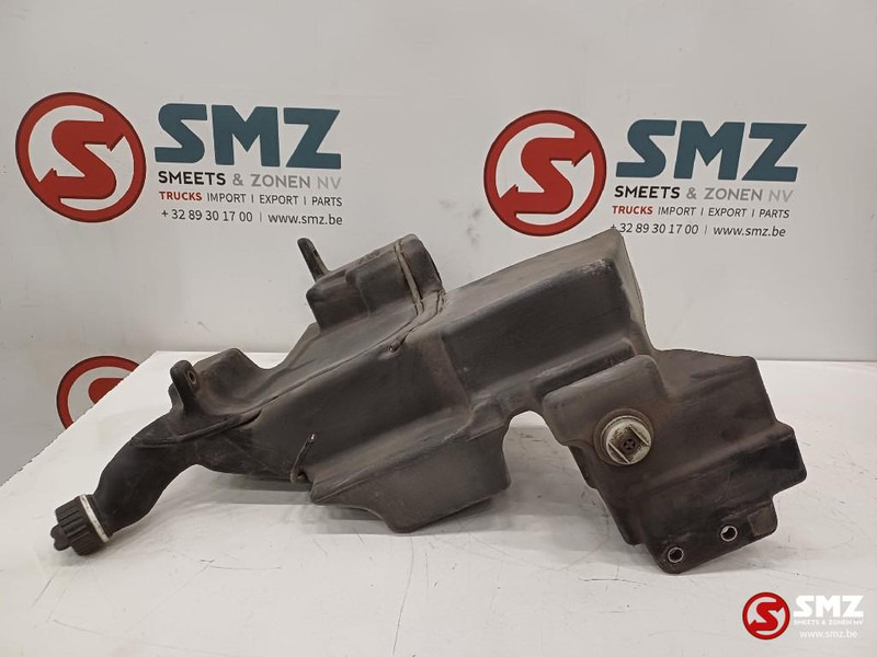 Mercedes-Benz Occ ruitenvloeistofreservoir Mercedes - Window and parts for Truck: picture 1 Mercedes-Benz Occ ruitenvloeistofreservoir Mercedes - Window and parts for Truck: picture 1