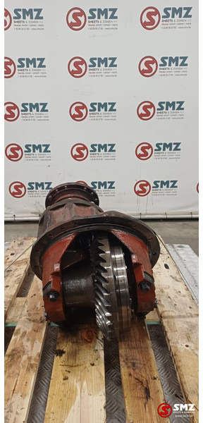 Renault Occ differentiëel C4 AL i=16x37 Renault - Differential gear for Truck: picture 3 Renault Occ differentiëel C4 AL i=16x37 Renault - Differential gear for Truck: picture 3