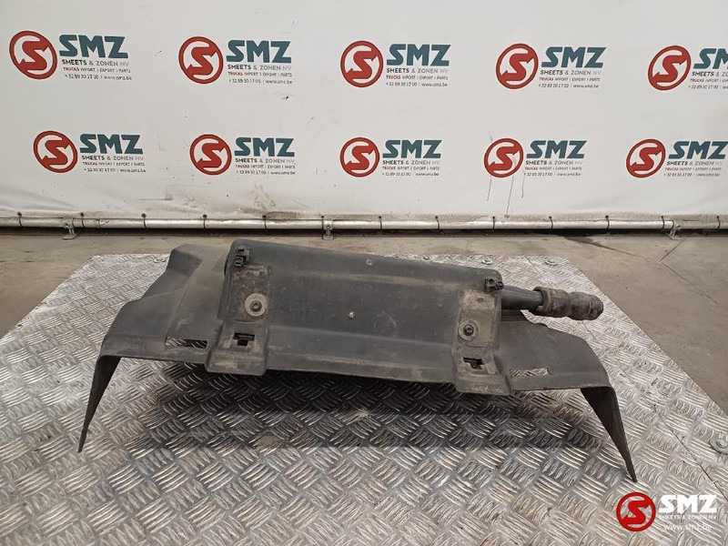 Renault Occ spatbord rechts Renault - Body and exterior for Truck: picture 2 Renault Occ spatbord rechts Renault - Body and exterior for Truck: picture 2