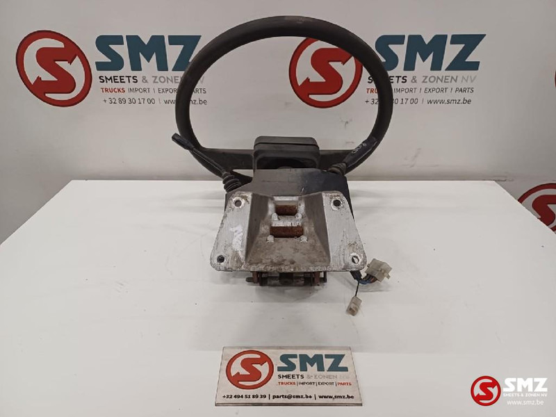 Renault Occ stuurwiel + stuurkolomschakelaars Renault - Steering for Truck: picture 2 Renault Occ stuurwiel + stuurkolomschakelaars Renault - Steering for Truck: picture 2