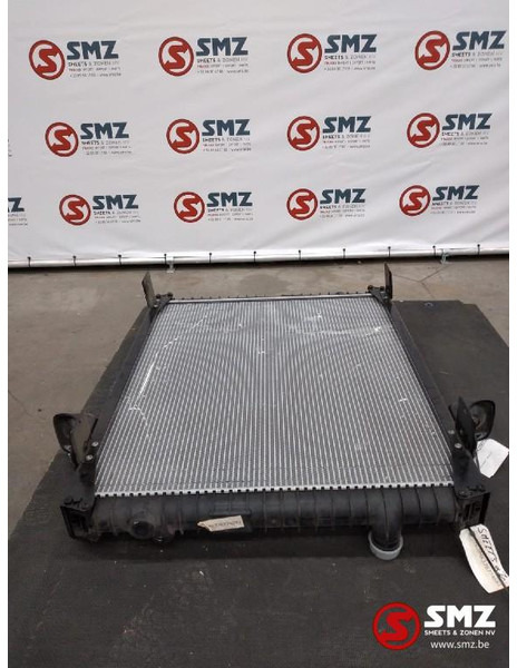 Renault Radiator Renault KERAX, PREMIUM, PREMIUM 2 - Radiator: picture 1 Renault Radiator Renault KERAX, PREMIUM, PREMIUM 2 - Radiator: picture 1