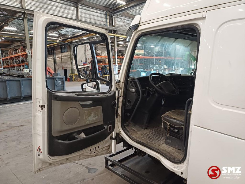 Volvo Occ Cabine Volvo FH2 Globetrotter L2H2 - Cab and interior for Truck: picture 3 Volvo Occ Cabine Volvo FH2 Globetrotter L2H2 - Cab and interior for Truck: picture 3