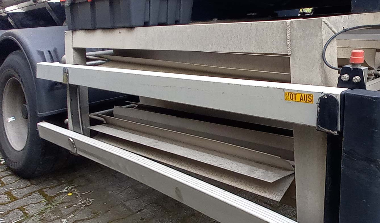 GOFA Gas tank semi-trailer cryogenic used for nitrogen, argon, oxygen, LIN, LOX, LAR - Tank semi-trailer: picture 5 GOFA Gas tank semi-trailer cryogenic used for nitrogen, argon, oxygen, LIN, LOX, LAR - Tank semi-trailer: picture 5