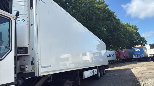 Krone Laadklep Liftas - Refrigerator semi-trailer: picture 1 Krone Laadklep Liftas - Refrigerator semi-trailer: picture 1