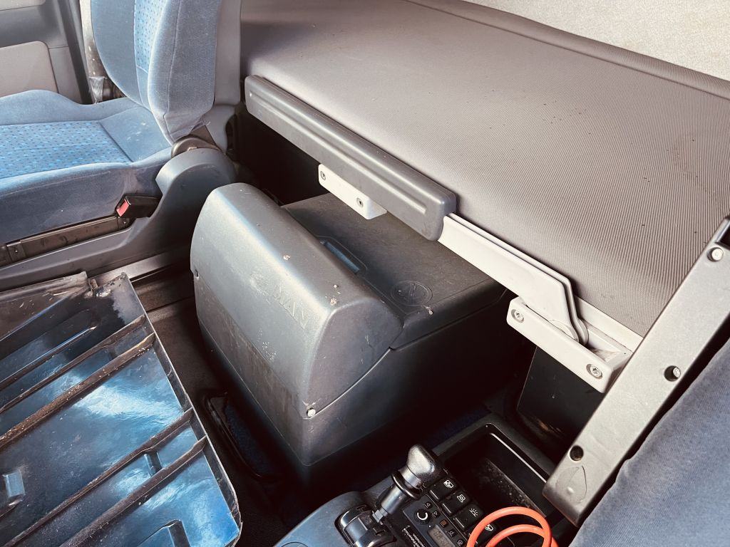 Tractor unit MAN TGA 18.430 .430 2 stuks Hydroliek: picture 9 Tractor unit MAN TGA 18.430 .430 2 stuks Hydroliek: picture 9