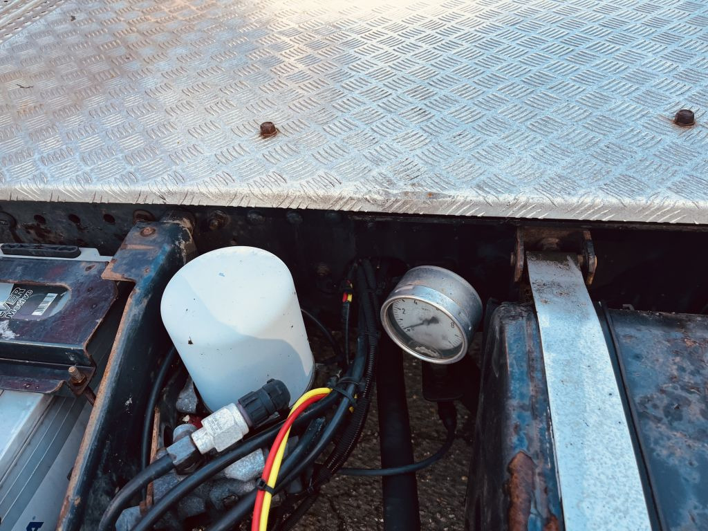 Tractor unit MAN TGA 18.430 .430 2 stuks Hydroliek: picture 7 Tractor unit MAN TGA 18.430 .430 2 stuks Hydroliek: picture 7