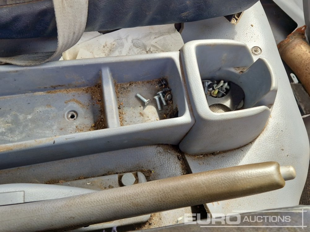Cab chassis truck 2007 Mitsubishi Fuso: picture 24