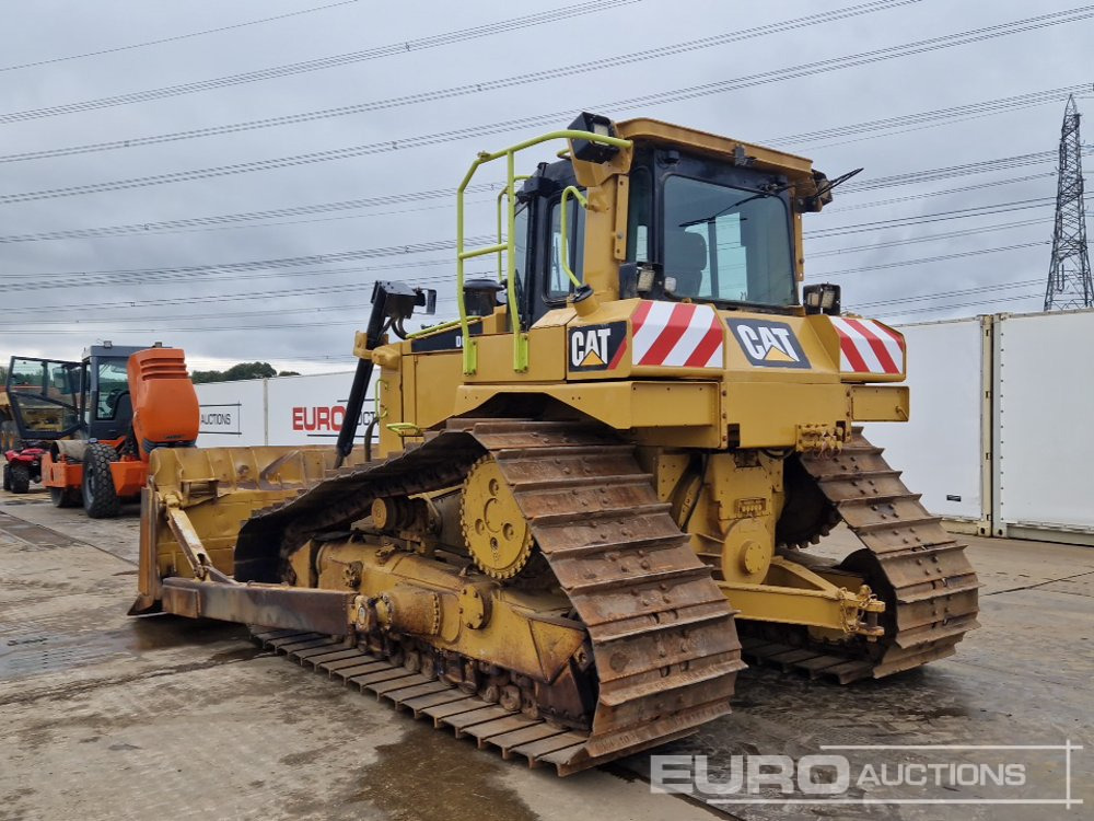 2010 CAT D6T LGP - Bulldozer: picture 3 2010 CAT D6T LGP - Bulldozer: picture 3