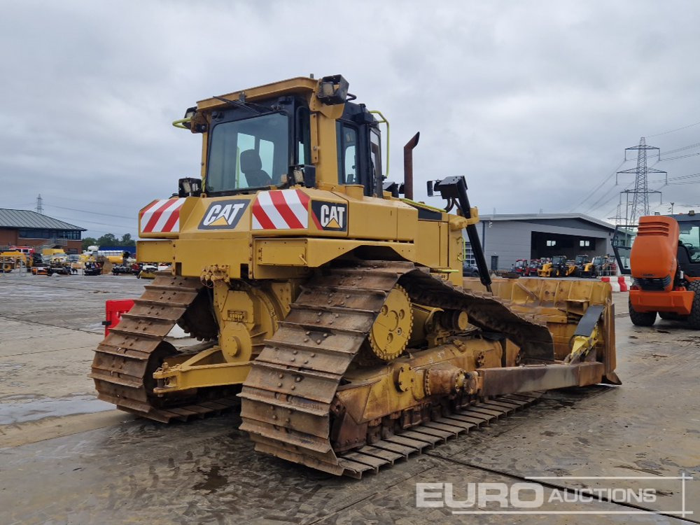 2010 CAT D6T LGP - Bulldozer: picture 5 2010 CAT D6T LGP - Bulldozer: picture 5
