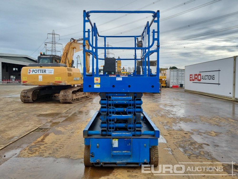 2010 Haulotte Compact 14 - Aerial platform: picture 4 2010 Haulotte Compact 14 - Aerial platform: picture 4