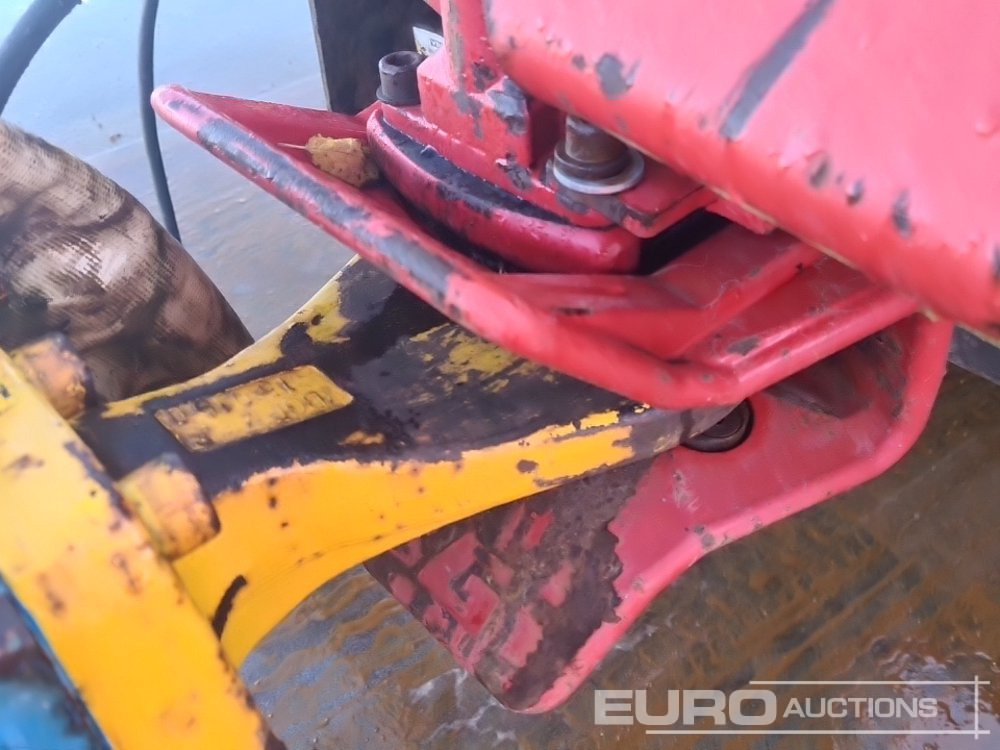 Hook lift truck 2012 Scania P360: picture 38