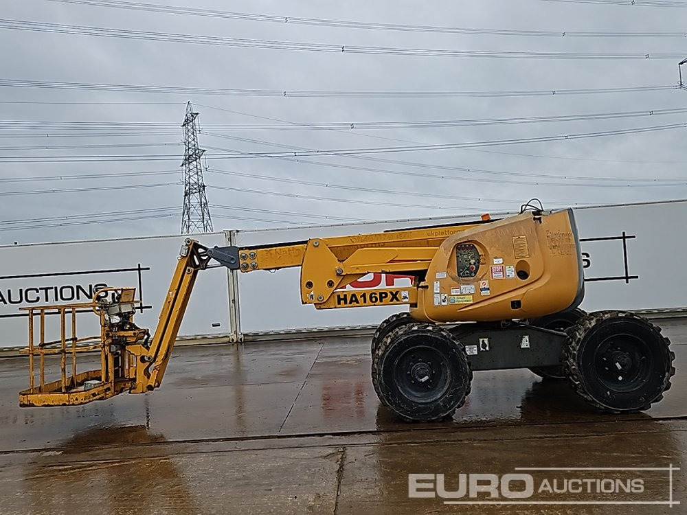 2013 Haulotte HA16PXNT - Articulated boom: picture 2 2013 Haulotte HA16PXNT - Articulated boom: picture 2