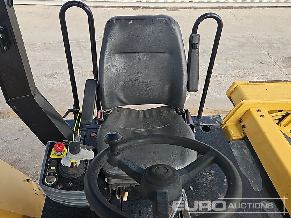 Roller 2014 CAT CB54XW: picture 29 Roller 2014 CAT CB54XW: picture 29