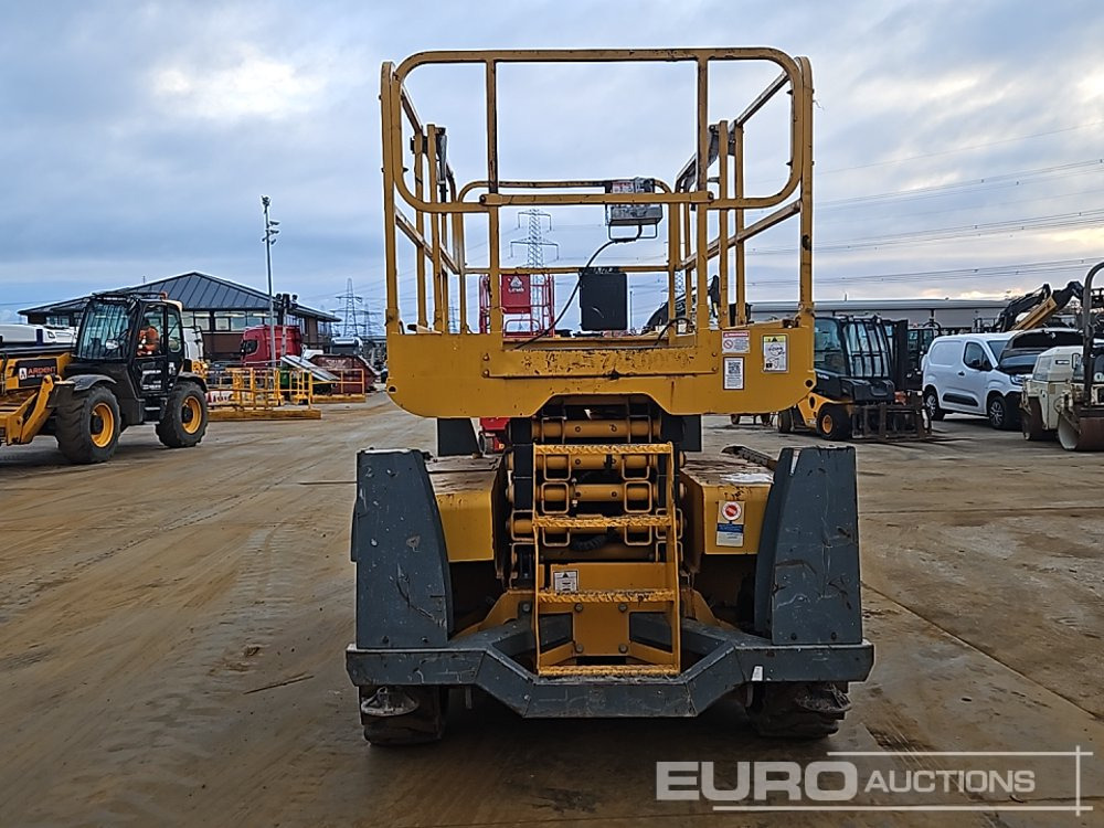 2014 Haulotte Compact 10DX - Aerial platform: picture 4 2014 Haulotte Compact 10DX - Aerial platform: picture 4