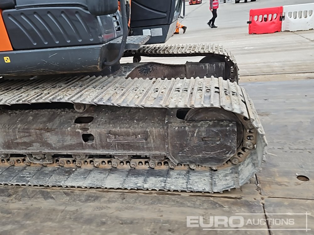 Crawler excavator 2014 Hitachi ZX130LCN-5B: picture 15