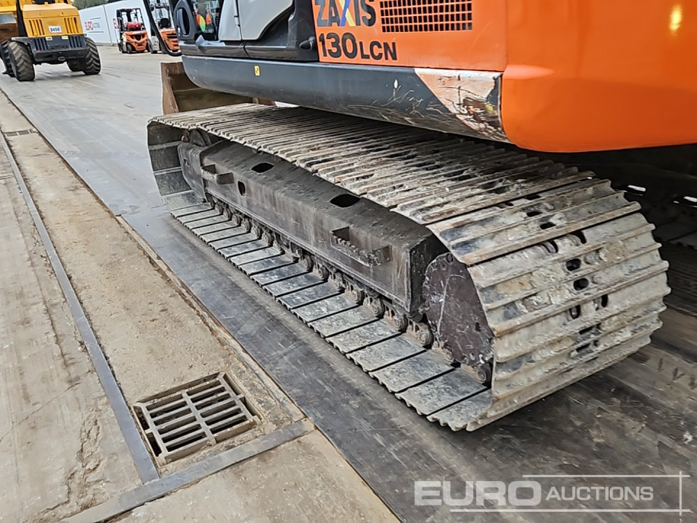 Crawler excavator 2014 Hitachi ZX130LCN-5B: picture 12
