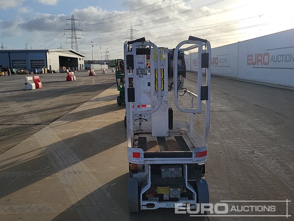 2014 JLG 1230ES - Vertical mast lift: picture 4 2014 JLG 1230ES - Vertical mast lift: picture 4