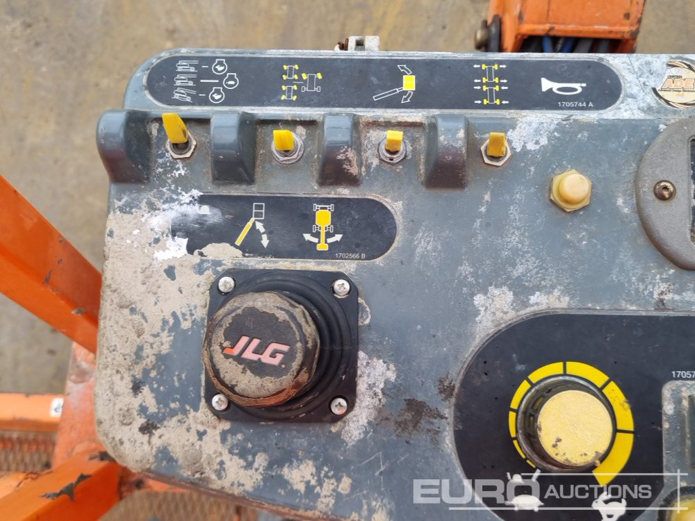 Articulated boom 2014 JLG 1250AJP: picture 23