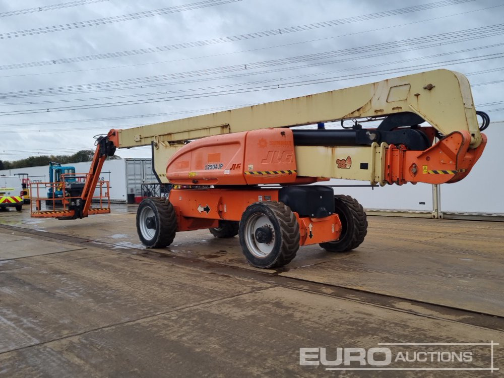 2014 JLG 1250AJP - Articulated boom: picture 3 2014 JLG 1250AJP - Articulated boom: picture 3