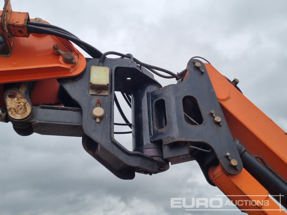 Articulated boom 2014 JLG 1250AJP: picture 16