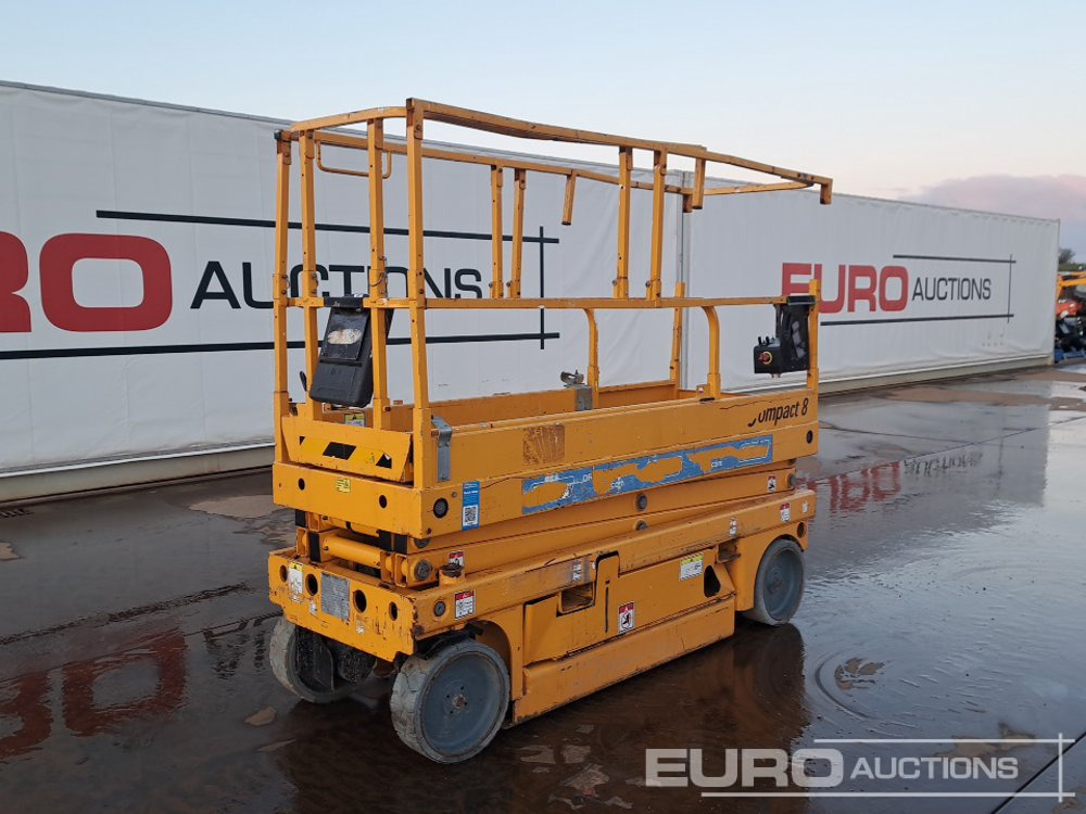 2015 Haulotte Compact 8 - Aerial platform: picture 1 2015 Haulotte Compact 8 - Aerial platform: picture 1