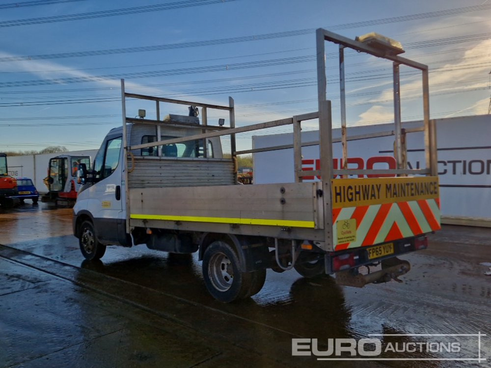2015 Iveco Daily 35C13 - Flatbed van: picture 3 2015 Iveco Daily 35C13 - Flatbed van: picture 3