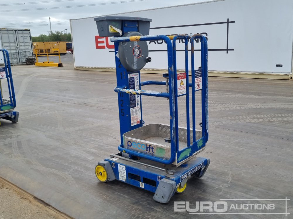 2015 Power Towers Pecolift - Aerial platform: picture 3 2015 Power Towers Pecolift - Aerial platform: picture 3