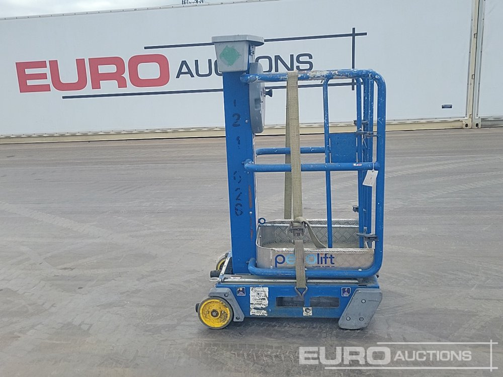 2015 Power Towers Pecolift - Aerial platform: picture 2 2015 Power Towers Pecolift - Aerial platform: picture 2