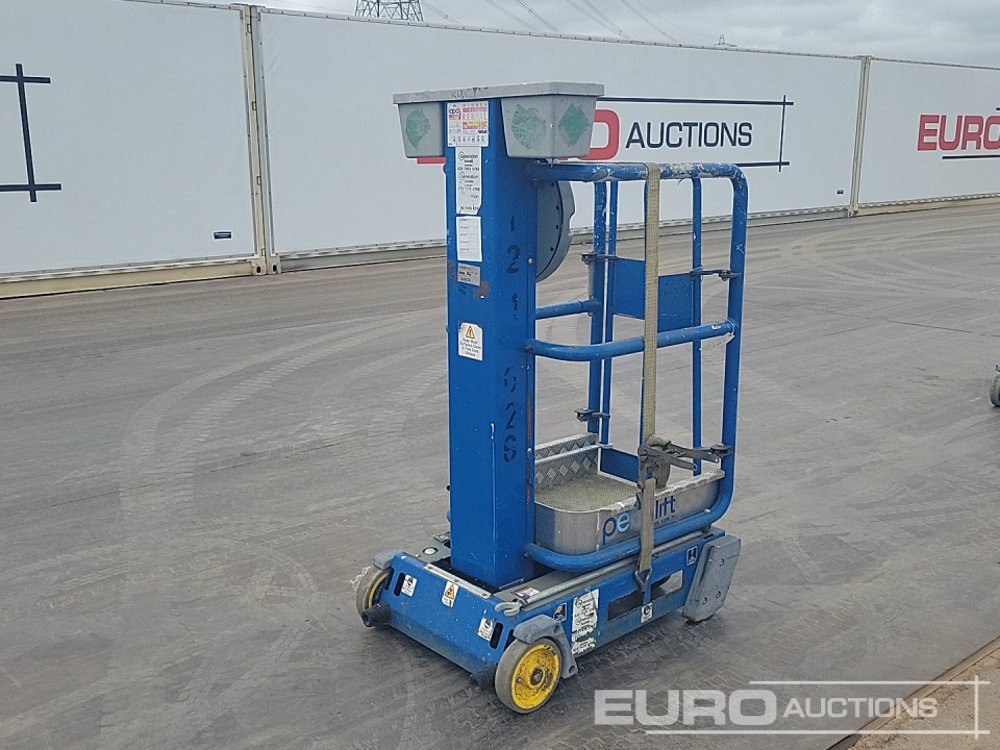 2015 Power Towers Pecolift - Aerial platform: picture 1 2015 Power Towers Pecolift - Aerial platform: picture 1