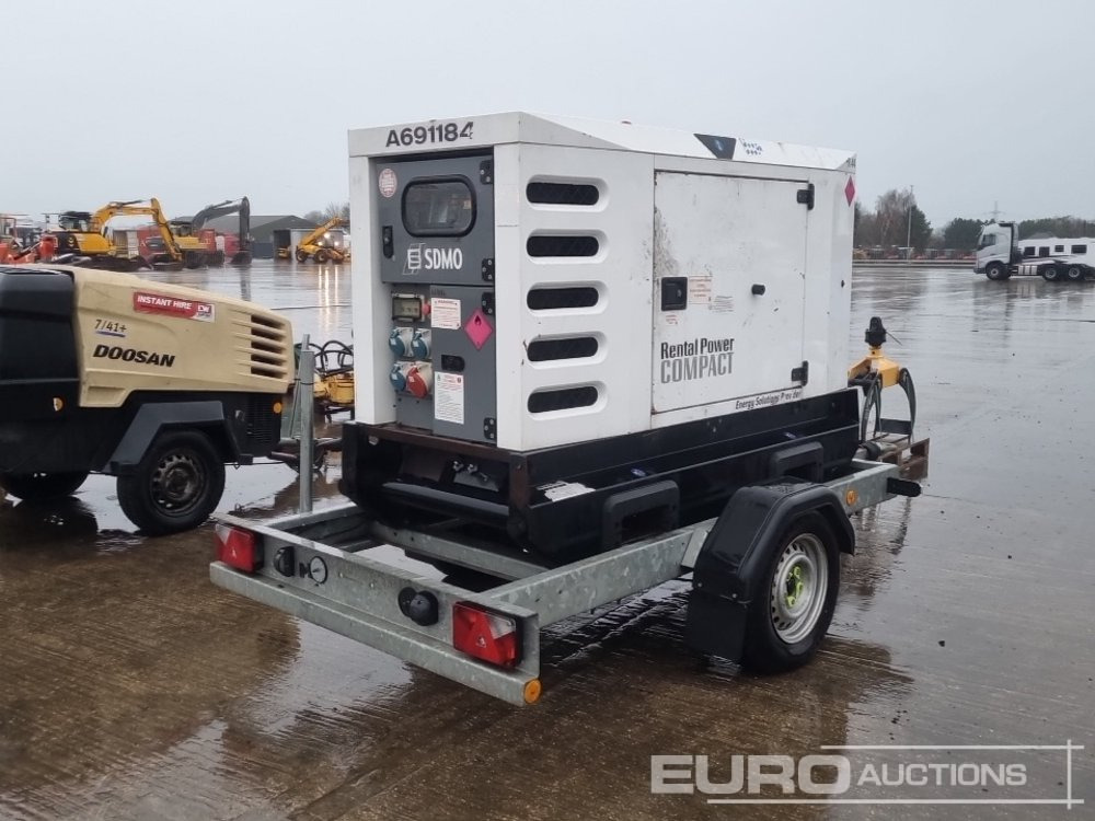 2015 SDMO R44 - Generator set: picture 5 2015 SDMO R44 - Generator set: picture 5