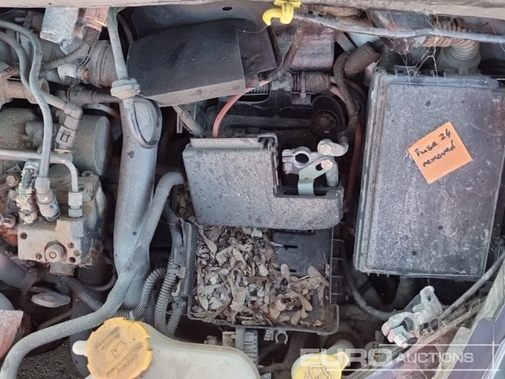 Car 2015 Vauxhall Corsa Sportive: picture 17