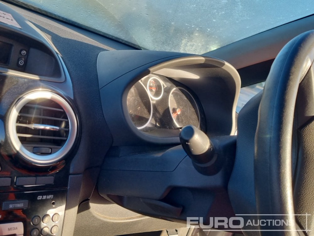 Car 2015 Vauxhall Corsa Sportive: picture 27