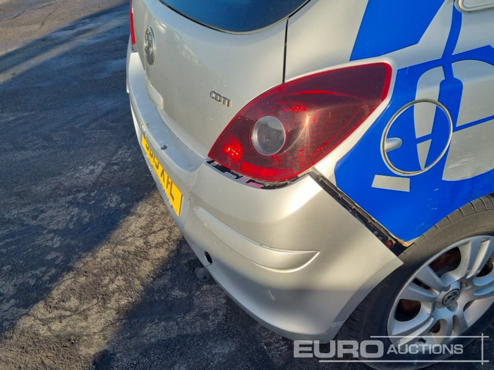 Car 2015 Vauxhall Corsa Sportive: picture 18