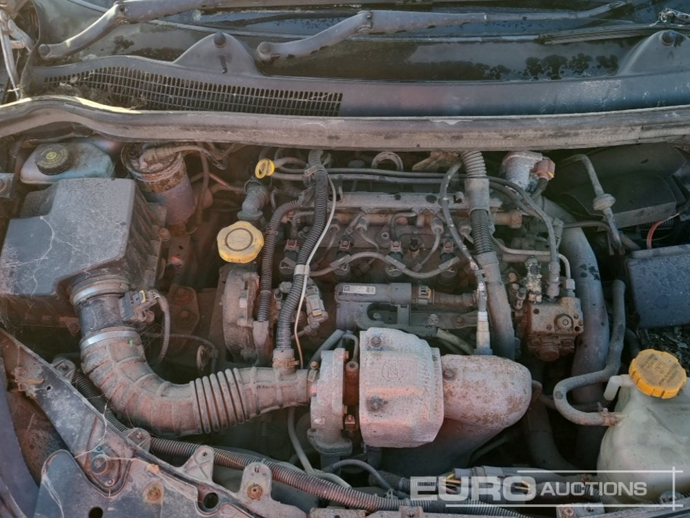 Car 2015 Vauxhall Corsa Sportive: picture 15