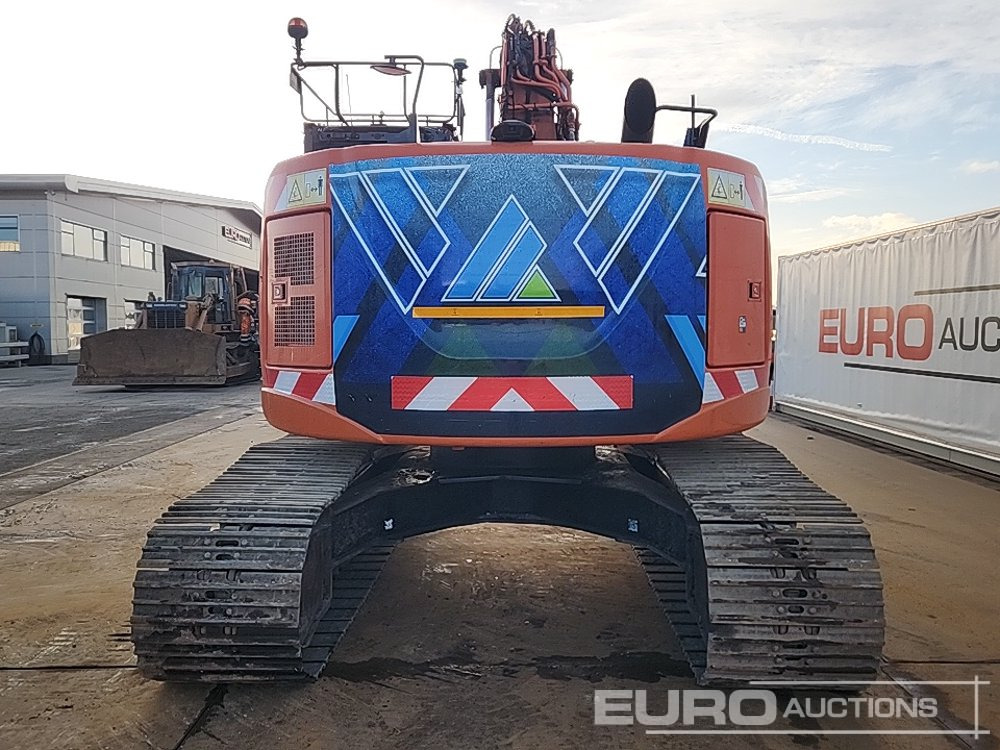 2016 Hitachi ZX225USLC-5B - Crawler excavator: picture 4 2016 Hitachi ZX225USLC-5B - Crawler excavator: picture 4