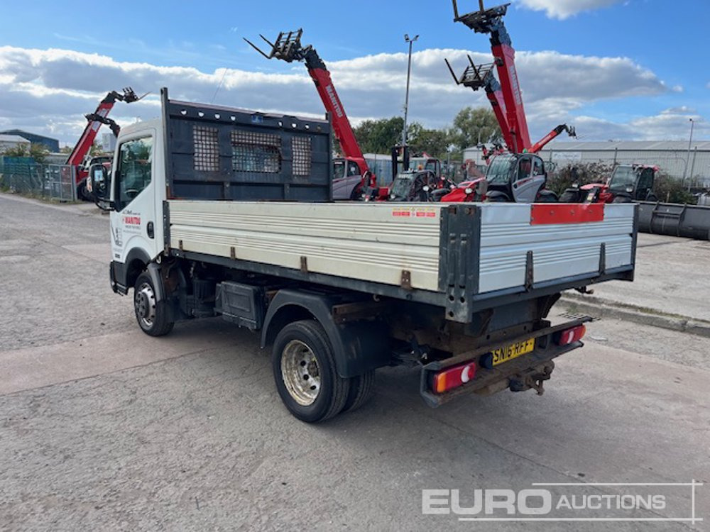 2016 Nissan Cabster NT400 - Tipper van: picture 3 2016 Nissan Cabster NT400 - Tipper van: picture 3