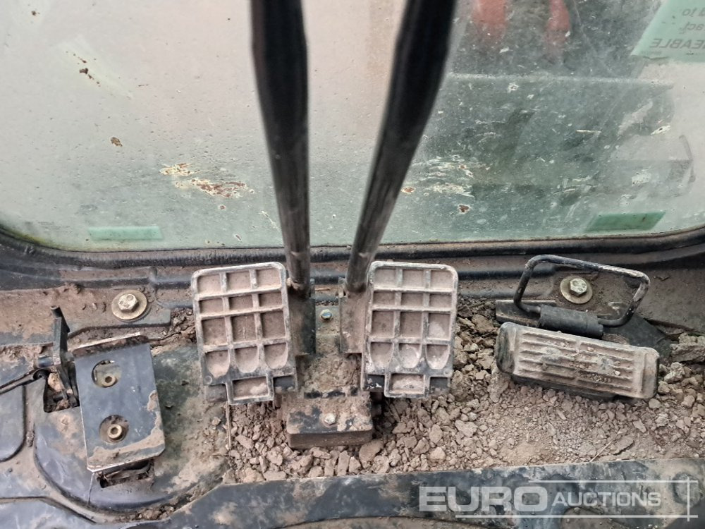 Mini excavator 2017 Hitachi ZX26U-5A CR: picture 31